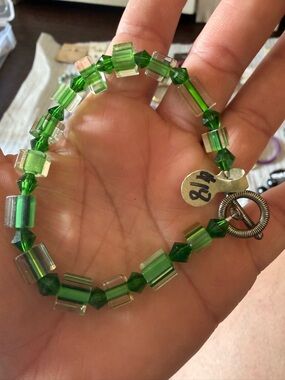 Green Glass Bead Bracelet - Women Jewelry